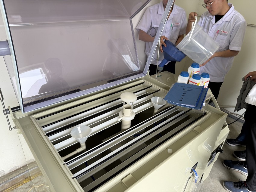 Máy phun muối Taimeco AHL-90-BS 1